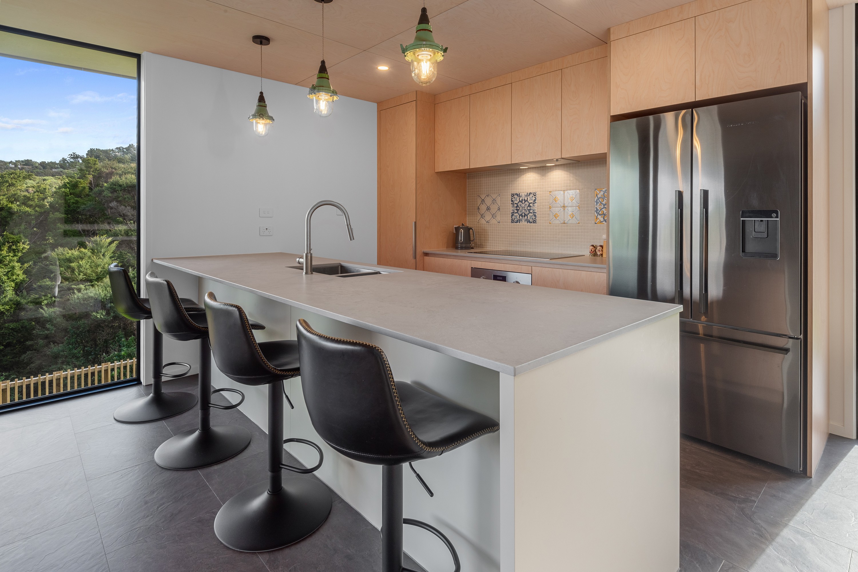 Tutukaka beach house living wing